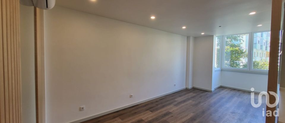 Appartement T3 à São Domingos De Benfica de 98 m²