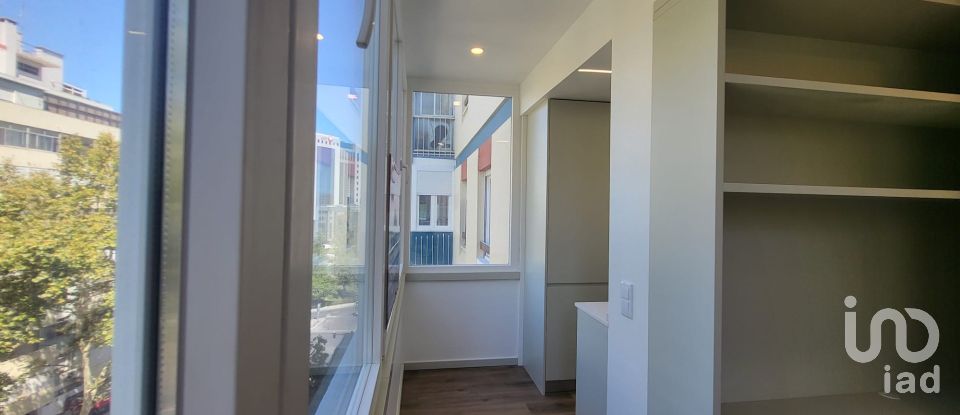 Appartement T3 à São Domingos De Benfica de 98 m²