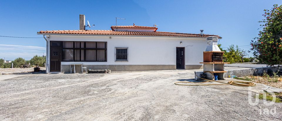 Country house T3 in Achete, Azoia De Baixo e Póvoa de Santarém of 333 m²