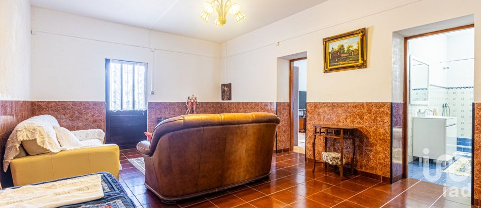 Country house T3 in Achete, Azoia De Baixo e Póvoa de Santarém of 333 m²