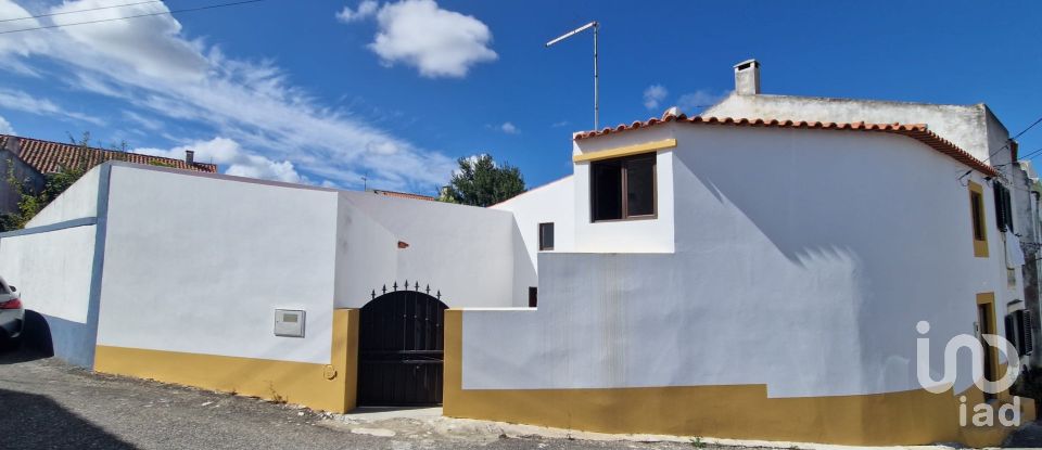 Village house T3 in Amoreira of 92 m²