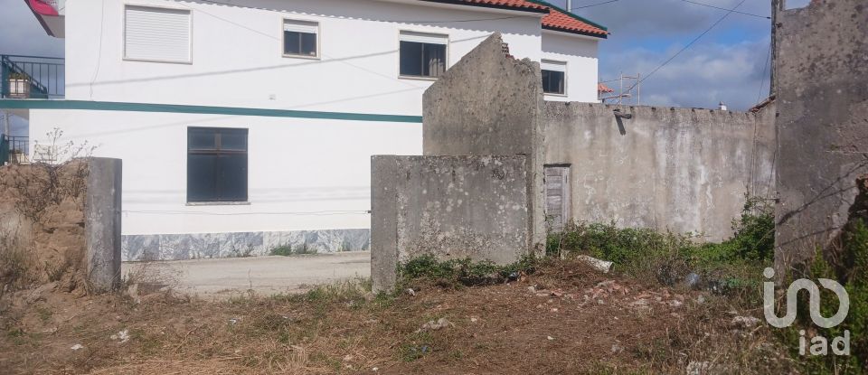 Terreno em Moita dos Ferreiros de 875 m²