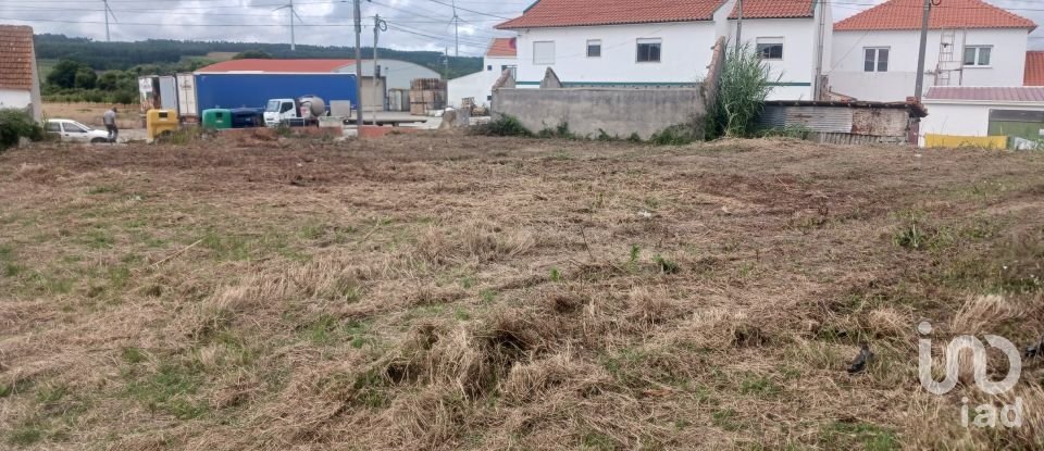 Terreno em Moita dos Ferreiros de 875 m²