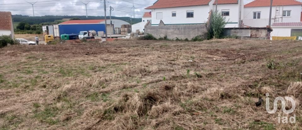 Terreno em Moita dos Ferreiros de 875 m²