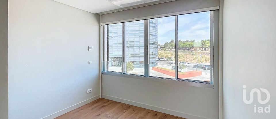 Apartment T3 in Oeiras e São Julião da Barra, Paço de Arcos e Caxias of 138 m²