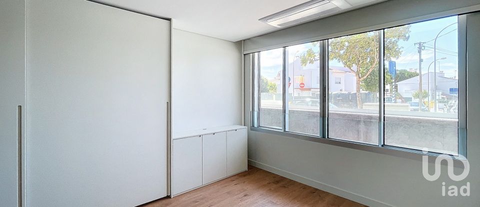 Apartamento T3 em Oeiras e São Julião da Barra, Paço de Arcos e Caxias de 132 m²