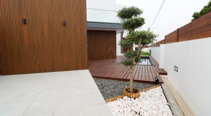 Casa T3 em A dos Cunhados e Maceira de 171 m²