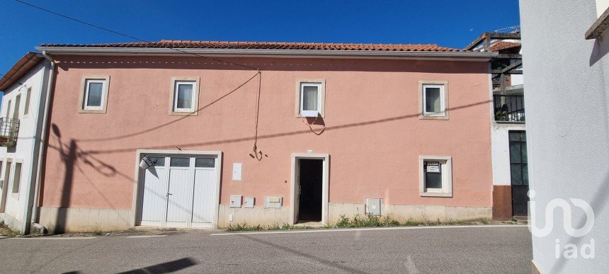 Gîte T2 à Vila Facaia de 840 m²