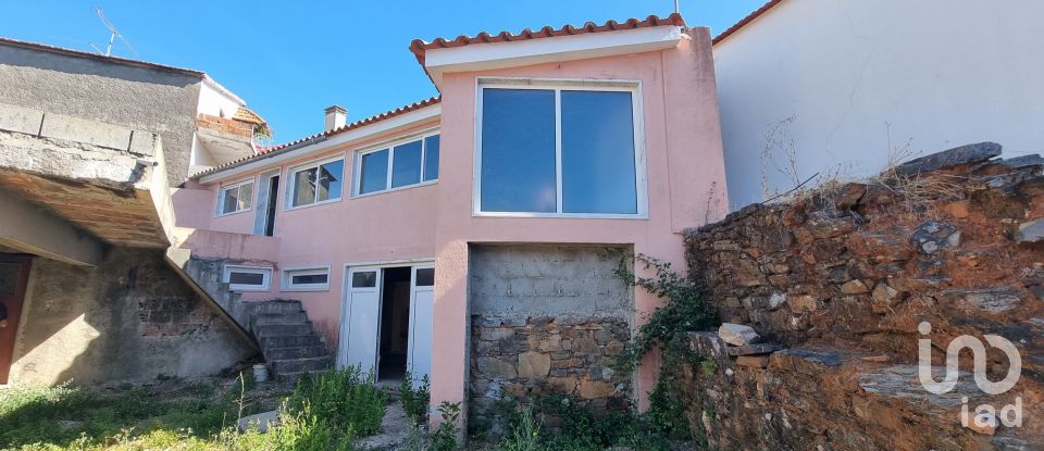 Gîte T2 à Vila Facaia de 840 m²