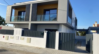 Gîte T3 à Fernão Ferro de 125 m²