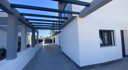 Lodge T3 in Fernão Ferro of 125 m²