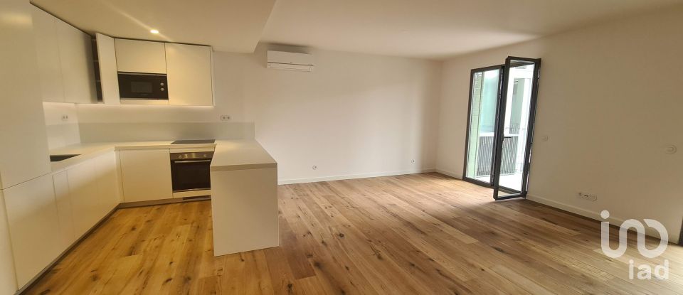 Apartamento T2 em Algés, Linda-a-Velha e Cruz Quebrada-Dafundo de 105 m²