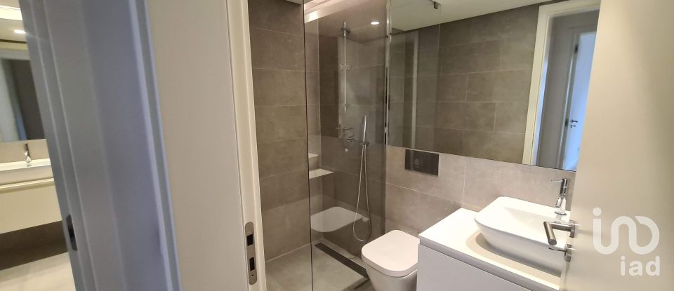 Apartamento T2 em Algés, Linda-a-Velha e Cruz Quebrada-Dafundo de 105 m²