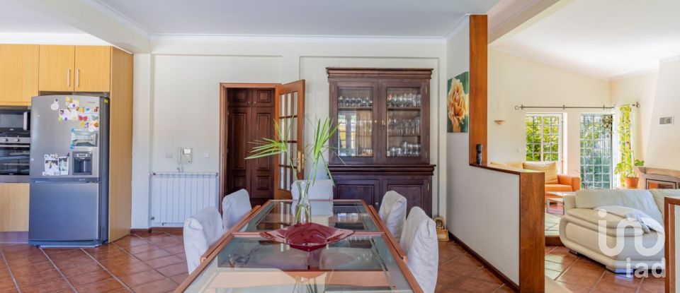 House T4 in Condeixa-a-Velha e Condeixa-a-Nova of 250 m²