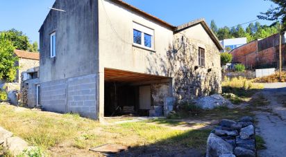 Gîte T3 à Durrães E Tregosa de 110 m²