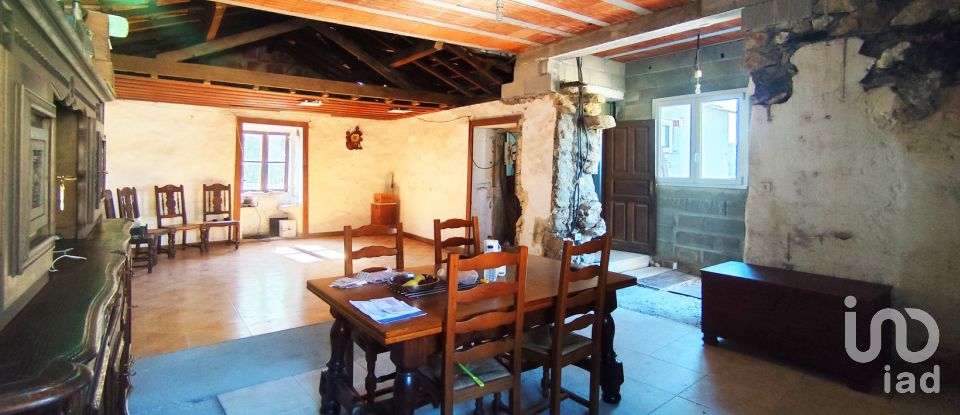 Lodge T3 in Durrães E Tregosa of 110 m²