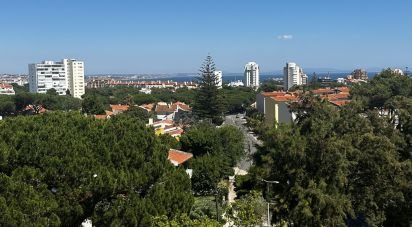 Apartment T5 in Cascais e Estoril of 230 m²