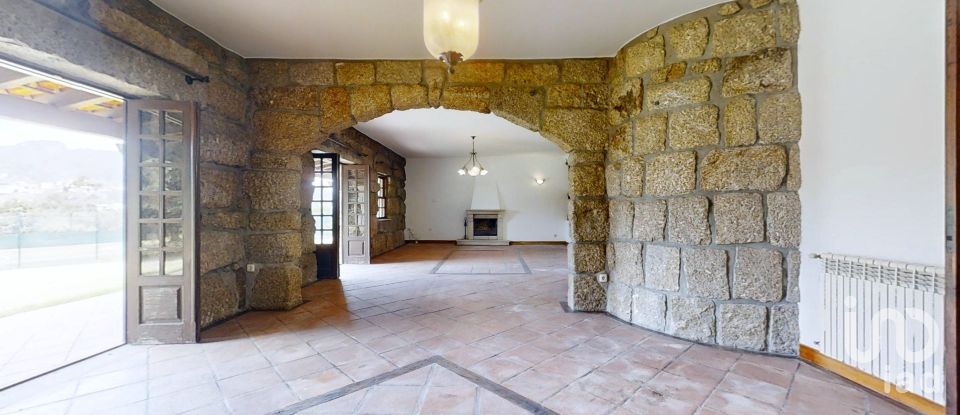 Farm T7 in Cabeça Santa of 707 m²