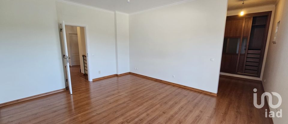 Casa / Villa T6 em Pinhal Novo de 250 m²