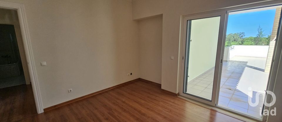 Casa / Villa T6 em Pinhal Novo de 250 m²