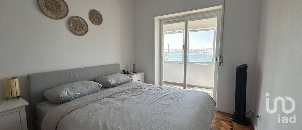 Apartamento T2 em Almada, Cova da Piedade, Pragal e Cacilhas de 66 m²