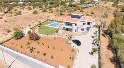 Casa de Campo T5 em Quarteira de 321 m²