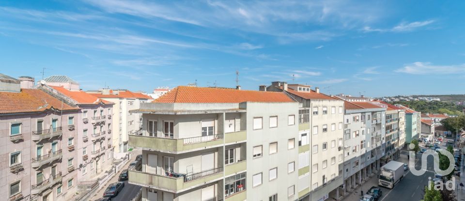 Apartment T1 in Queluz e Belas of 66 m²