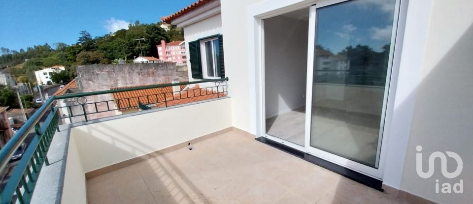 Apartamento T2 em Camacha de 80 m²