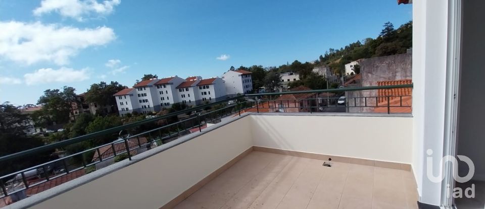 Apartment T2 in Camacha of 80 m²