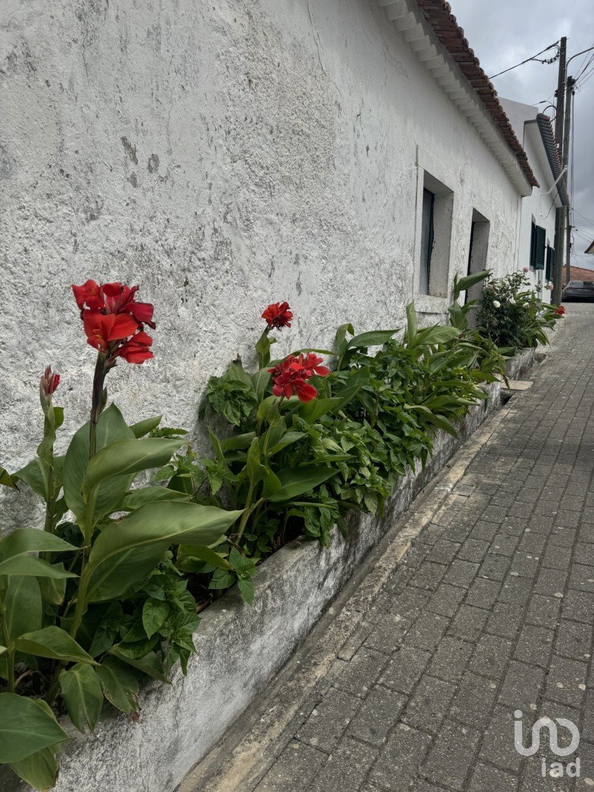 Casa T2 em A dos Cunhados e Maceira de 85 m²