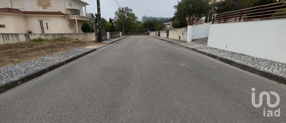 Terreno em Figueiró dos Vinhos e Bairradas de 704 m²