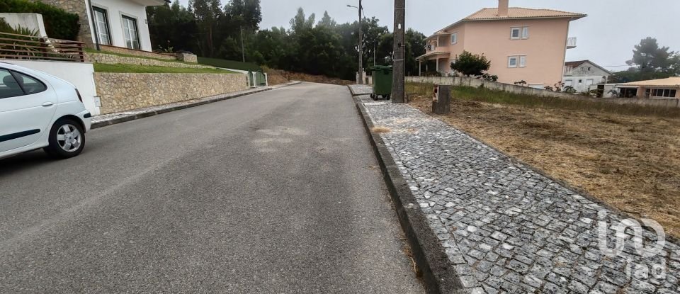 Terreno em Figueiró dos Vinhos e Bairradas de 704 m²