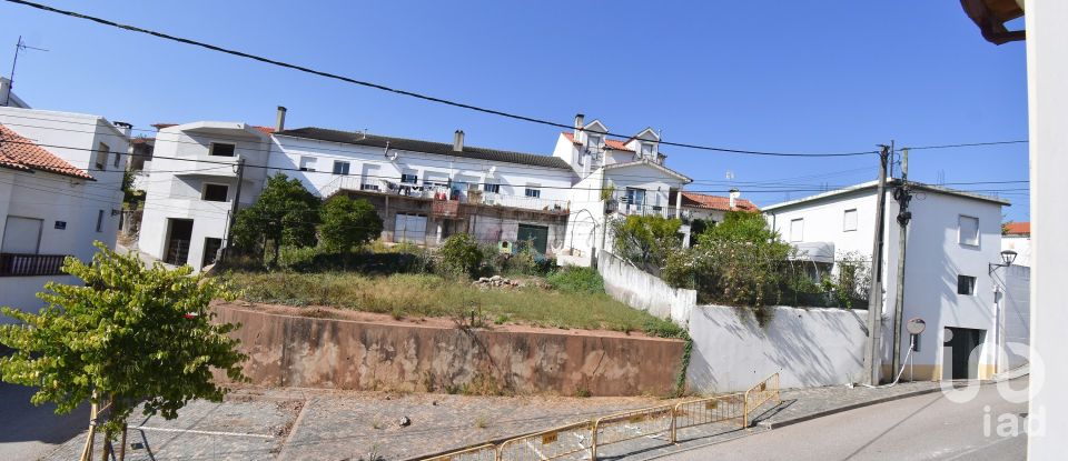 Loja / Estabelecimento Comercial em São Miguel, Santa Eufémia e Rabaçal de 88 m²