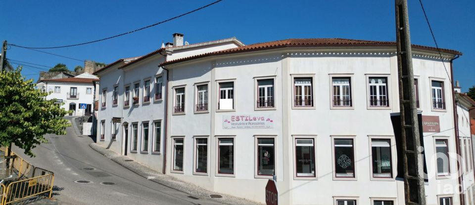 Boutique/Local commercial à São Miguel, Santa Eufémia e Rabaçal de 88 m²