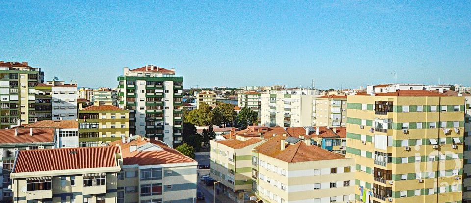 Apartamento T1 em Amora de 60 m²