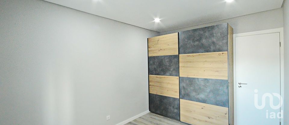 Apartamento T1 em Amora de 60 m²