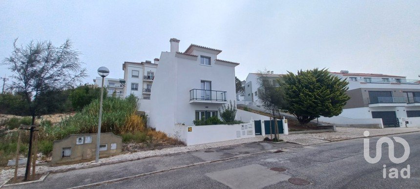 House T5 in Ericeira of 272 m²