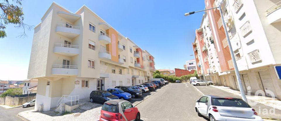 Appartement T1 à Queluz e Belas de 64 m²