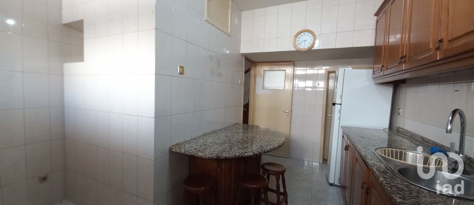 Apartamento T3 em Arcozelo de 130 m²