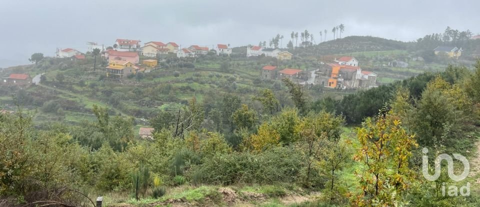 Terrain à Seia, São Romão e Lapa dos Dinheiros de 1 520 m²