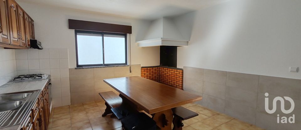 Demeure T3 à Pombal de 174 m²