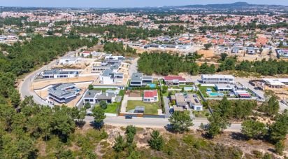 Terreno em Fernão Ferro de 1 300 m²