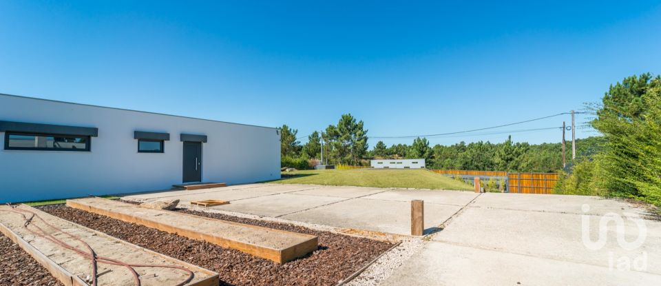 Terreno em Fernão Ferro de 1 300 m²