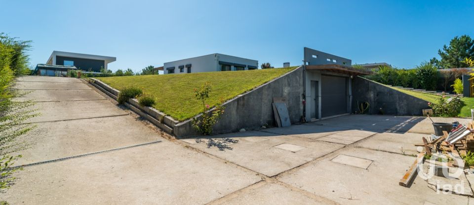 Terreno em Fernão Ferro de 1 300 m²