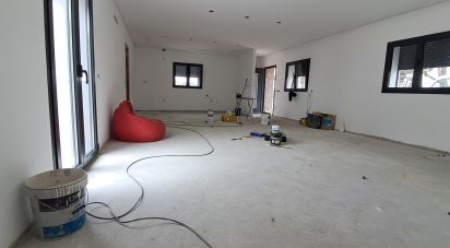 Casa T3 em Monte Redondo e Carreira de 200 m²