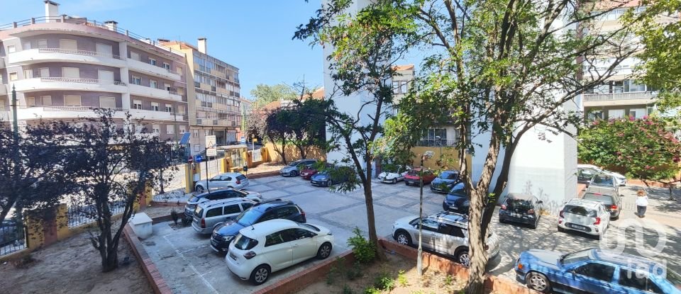 Apartment T2 in Alcântara of 176 m²