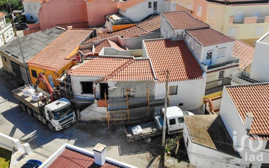 Maison de village T3 à Lourinhã e Atalaia de 160 m²