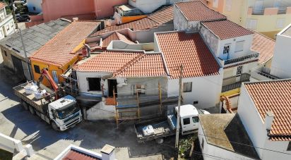 Maison de village T3 à Lourinhã e Atalaia de 160 m²