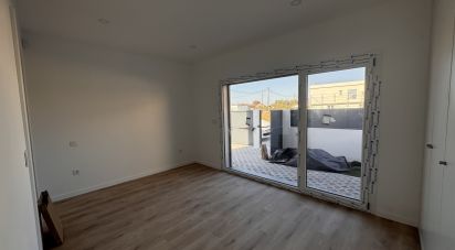 Maison T4 à Fernão Ferro de 160 m²