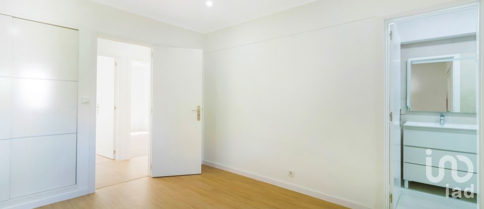 Prédio T3 em Lumiar de 96 m²